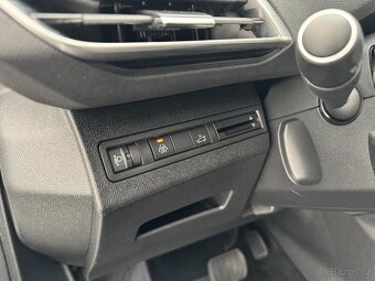 Peugeot 3008, 1.5D 96kw Allure CZ DPH 1-MAJ - 6