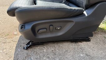 Prodám kompletní plně elektrické sedačky infiniti Q50 - 6