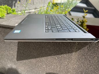 Dell Precision 5510 - CPU i7 / dotykový 4k display / NVIDIA - 6
