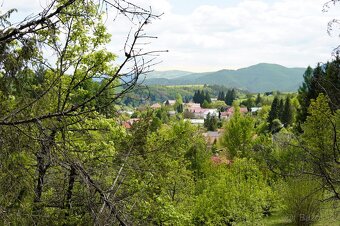 Slunný pozemek s výhledem a soukromím v Nízkých Tatrách - SK - 6