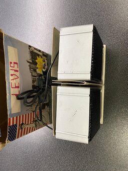 Retro repráčky Levis - 6