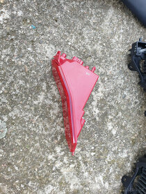 Prodám díly na yamaha R6 , od r. v. 2017 - 6