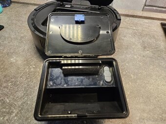 Vysavač Niceboy Charles i3 v záruce - 6