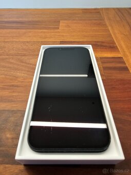 Apple iPhone 13 128GB Midnight - 6