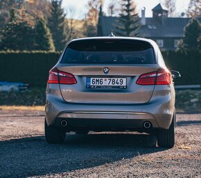 BMW 220d Active Tourer X drive - 6