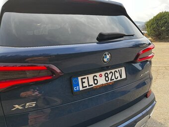 BMW X5 xDrive 45e 70t km top výbava - 6