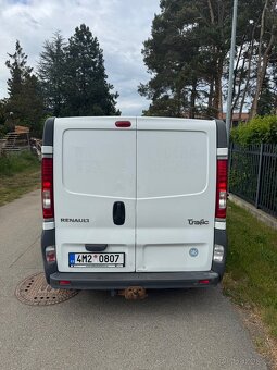 Renault Trafic 2.0 dci, r. 2010 - 6
