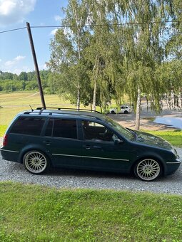 Volkswagen Bora Variant 2.3 V5 125kw AQN Highline - 6