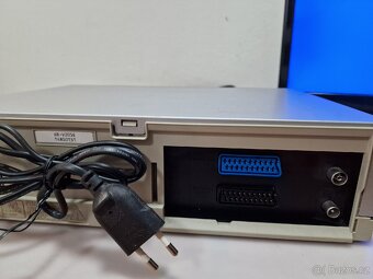 Videorekordér JVC HR-V205 VHS - 6