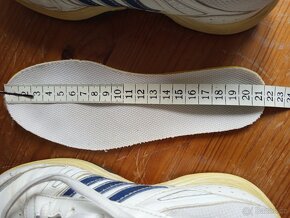 Tenisky Adidas, vel. 33 - 6