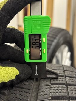 235/55 R18 zimní , originální sada Trinity Škoda Kodiaq - 6