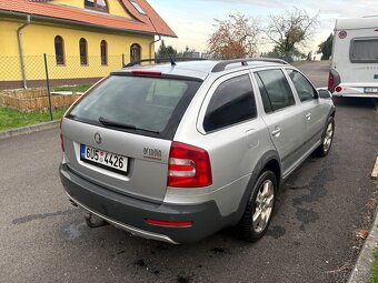 Škoda Octavia scout 2.0 tdi4x4 103kw - 6