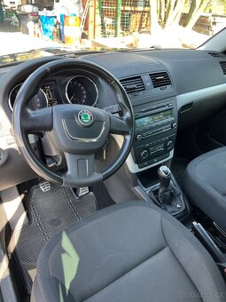 Škoda Yeti 2.0 TDI 4x4, r. 2012 - 6