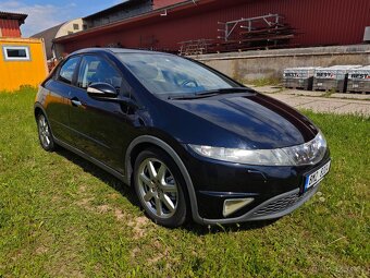 Honda Civic 8g 1.8 i-VTEC Executive DPH - 6