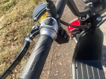 Elektrický Skútr 3000w/60v barva - červená - 6