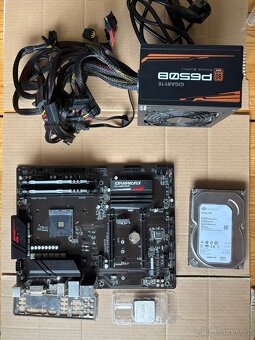 Gigabyte B450 Gaming X, AMD ryzen 5 3600 - 6