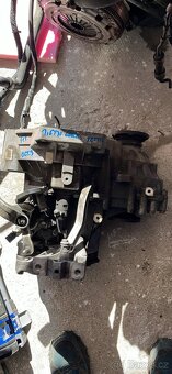 Golf 7 motor 1.6 TDi typ-CLHC a převodovka - 6