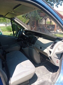 Renault Trafic 2.5 dci 99kW 9 místný - 6