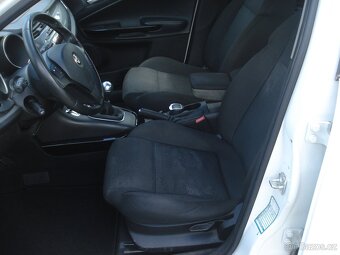 Alfa Romeo Giulietta 1.6 JTD - 6