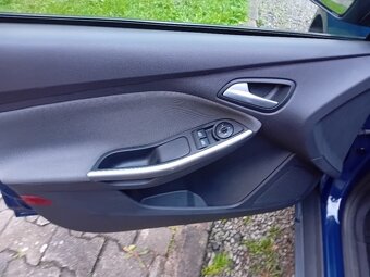 Ford focus kombi 1,6 16V - 6