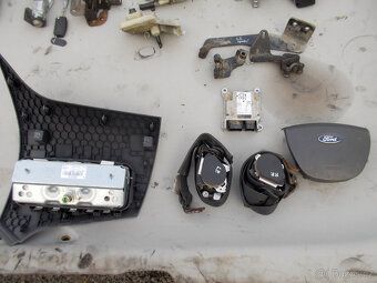 Díly různé Ford Tourneo Connect (č.2) - 6