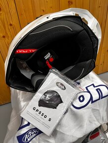 Nová helma airoh GP 550 S bílá lesklá 2021, vel. L (59 - 60) - 6