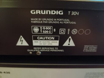 Grundig CD,Tuner,Tape deck,Zesilovač+2xdálkový ovladač - 6