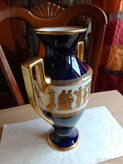 Krasná stará porcelánová zdobená amfora, - 6