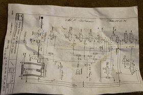 pneumatický rozvaděč s ovládacími ventily - 6
