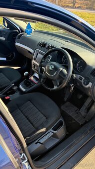 Škoda octavia 2 facelift - 6