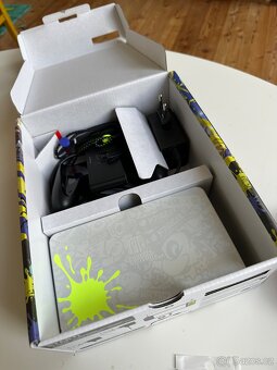 Nintendo switch OLED LIMITOVANÁ EDICE SPLATOON + přísluš. - 6