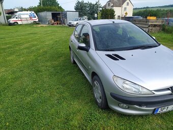 Peugeot 206 - 6