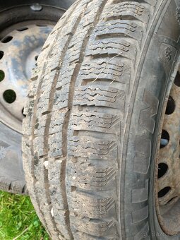195/70R15 C pneu zimní vzorek 6-9mm - 6