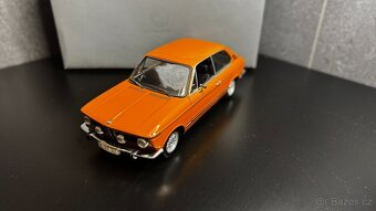 BMW 2000 Tii Touring BMW collection model 1/18 - 6
