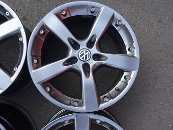 Alu disky Aluett na Škoda, VW, 17", 5x112, ET 35, šíře 7,5J - 6