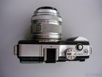 Olympus PEN E-PL1, černý + objektiv 14-42mm a příslušenství - 6