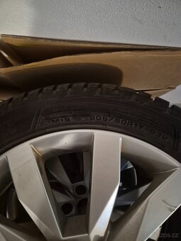 Prodám zimní kola na Škoda Octavia III - 6