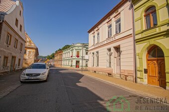 Prodej rodinného domu s restauraci. - 6