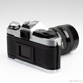 Canon AE-1 Program + Soligor 35-70mm f/2.5-3.5 - 6