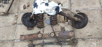 Zadní naprava široká škoda 125l - 6