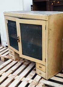 Nábytek k renovaci, kartotéková skříň, potravinová - 6