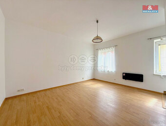 Prodej bytu 1+1, 33 m², Ostrava, ul. Na Fifejdách - 6