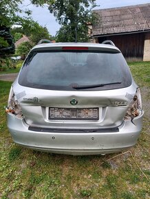 Škoda Fabia 2 kombi 1.4 16v 63kw r.2009 - 6