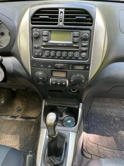 Toyota Rav4 - 6