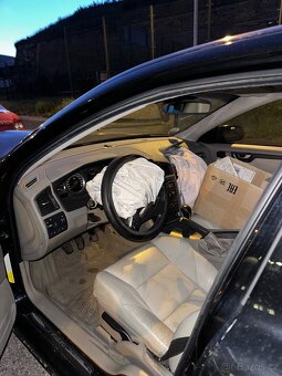volvo v70 2.4 d5 - 6