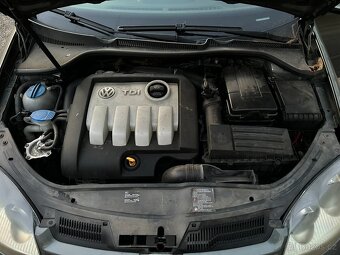 VW GOLF 1,9 D - 6