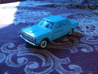 MODEL TAXI VOLGA GAZ  24 kovový model 1:43 SSSR - 6