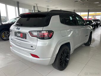 Jeep Compass S 4xe 1.3T 240k,4X4,KeyLess - 6