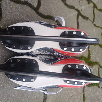 Prodám lední brusle 37 - 6