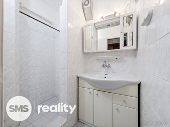 Pronájem bytu 1+kk, 28 m² – Velkomeziříčská, Třebíč - 6